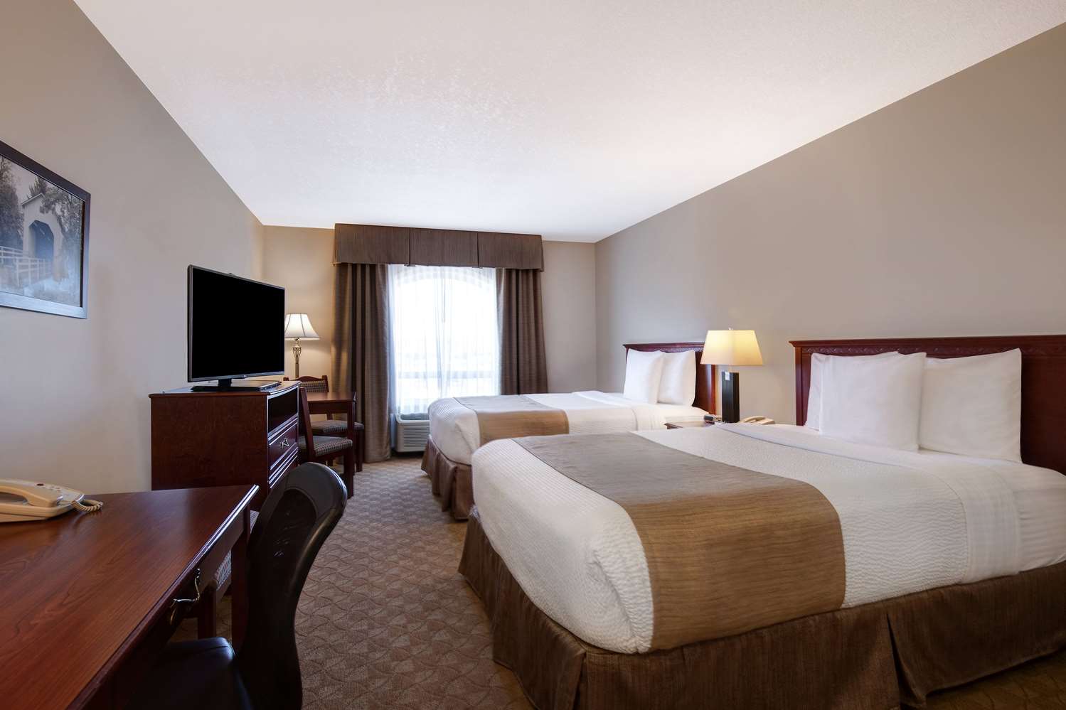 Days Inn by Wyndham Dawson Creek 12/40