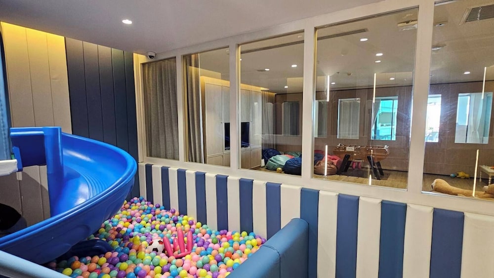 The Yama Hotel Phuket 64/74