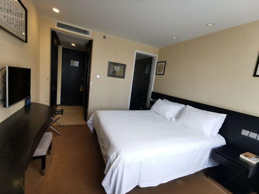 Standard, Double Bed