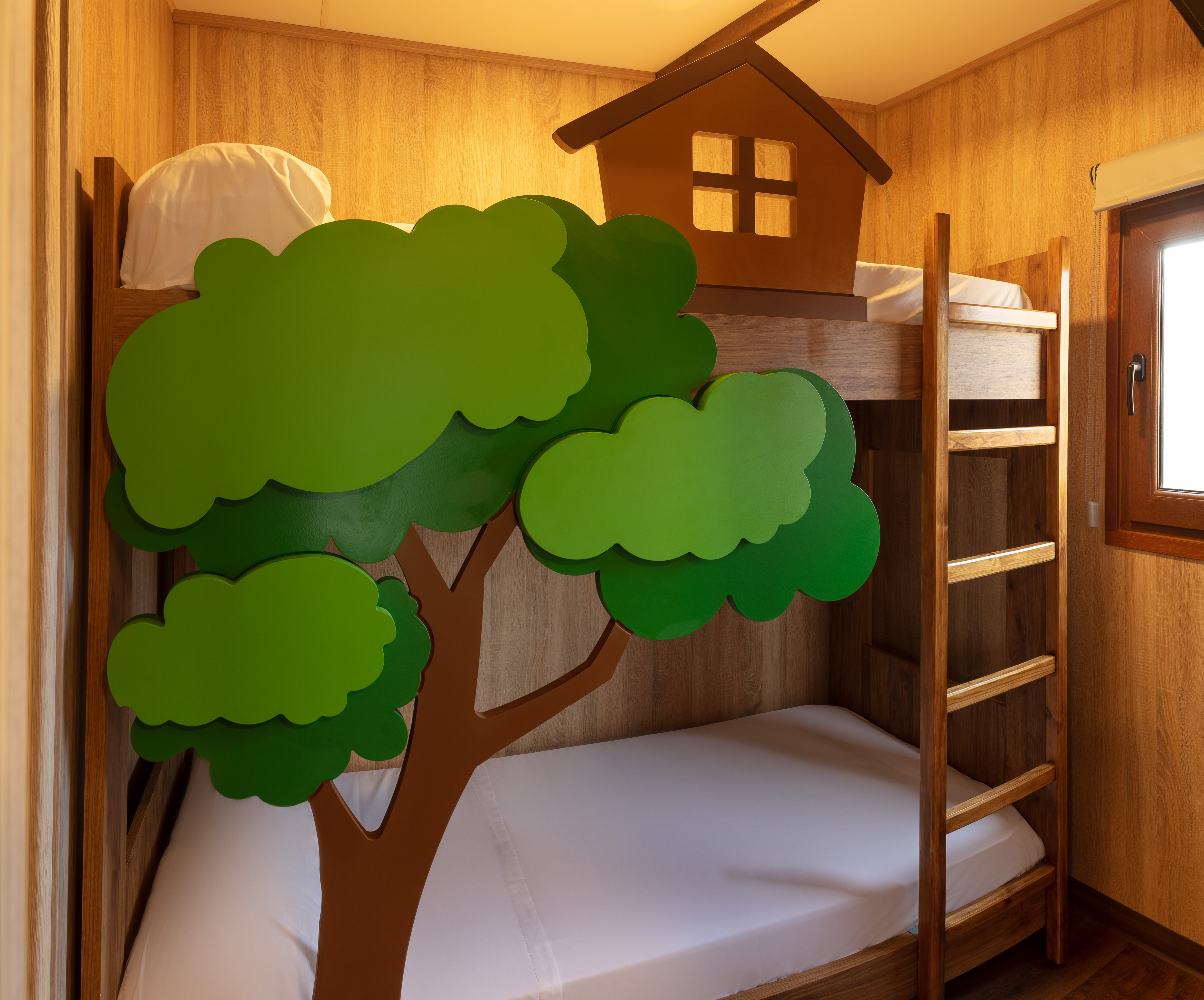 2 Bedrooms, Lodge