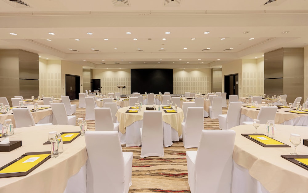كراون بلازا آر دي سي الرياض - فندق و مركز مؤتمرات(Crowne Plaza Riyadh Itcc) 64/75
