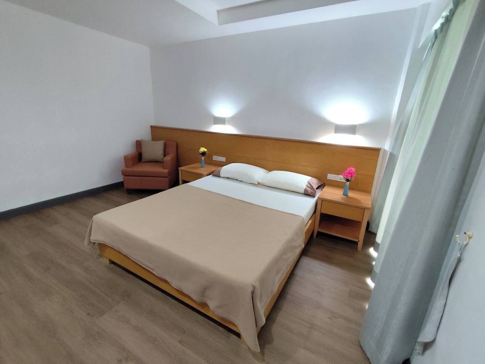 Sasi Place 23/65