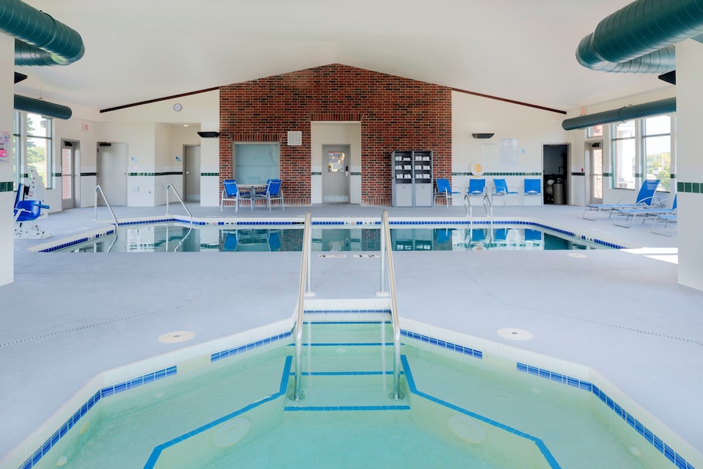 swimming pool spa