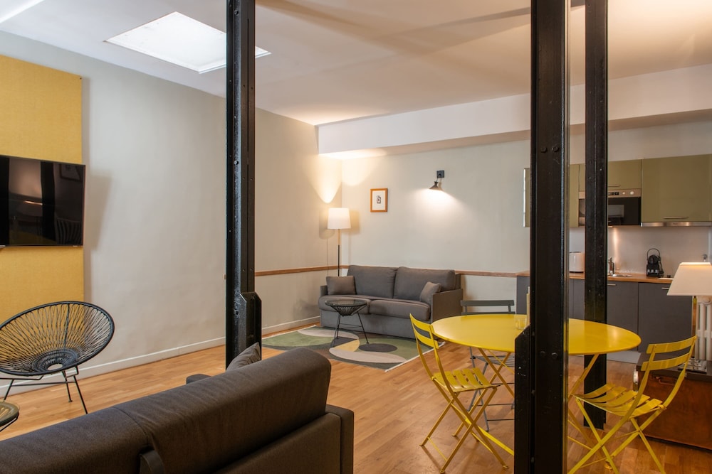 Helzear Montparnasse Suites 39/61