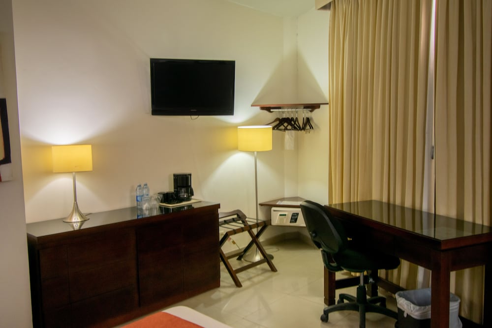 Hotel Poza Rica Centro 39/58