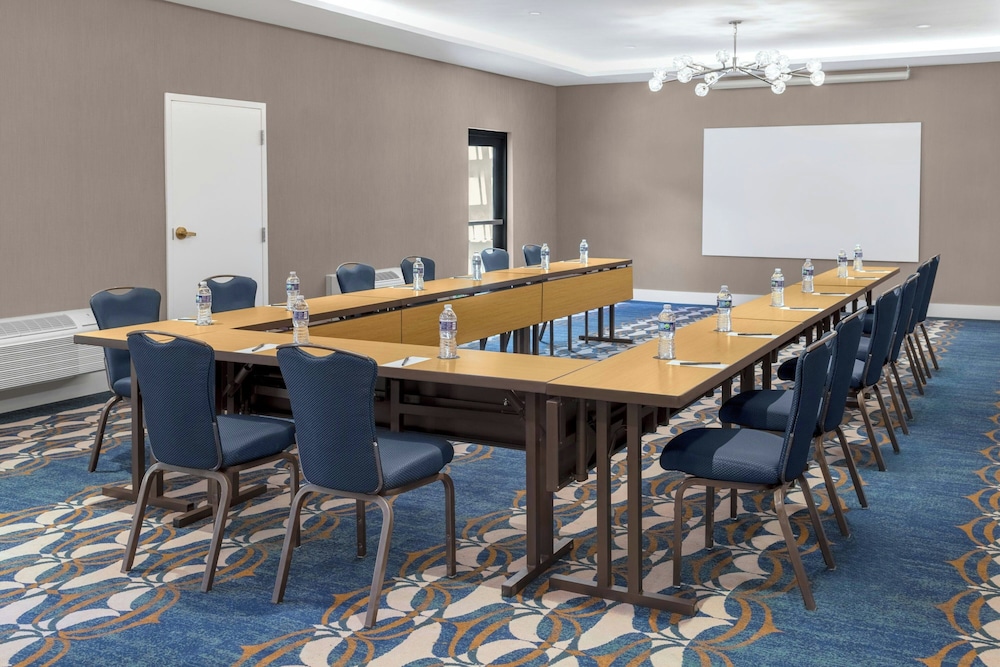 Courtyard By Marriott Palo Alto Los Altos 64/70