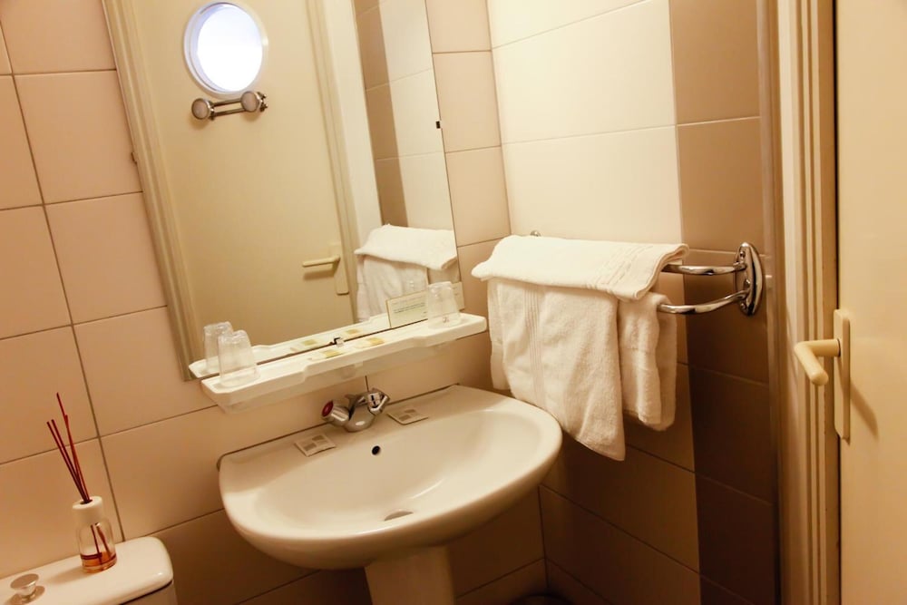 REX HOTEL 53/55