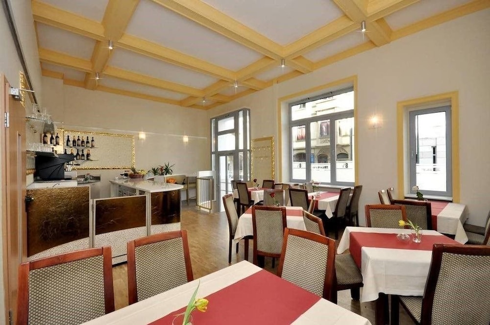 Hotel Bova 18/23