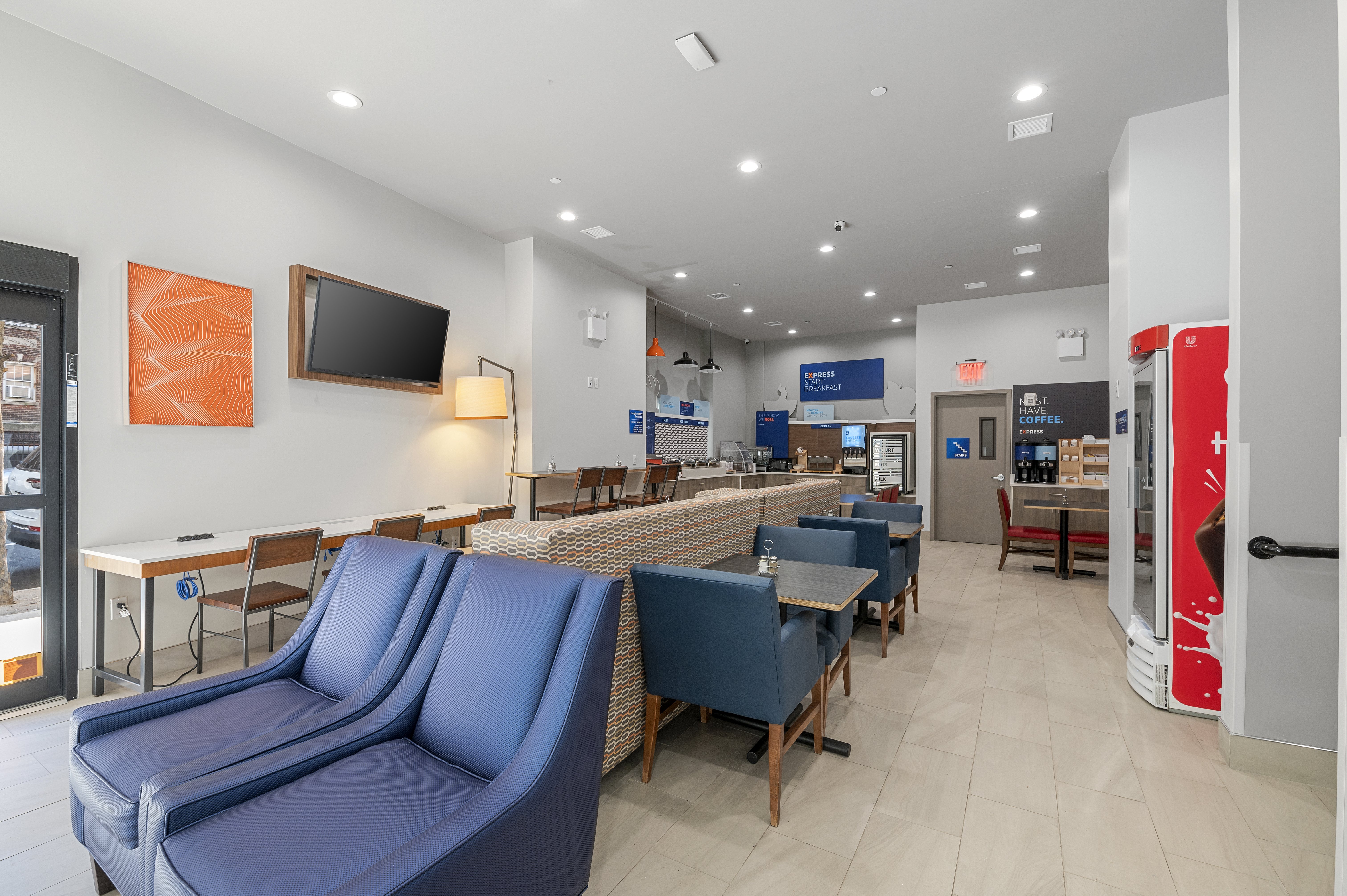 Holiday Inn Express & Suites Bronx - NYC, an IHG Hotel 20/37