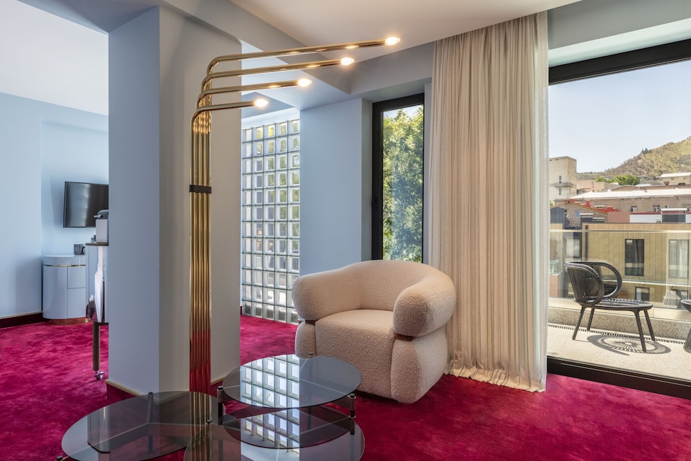 Bazzar Boutique Hotel 35/55