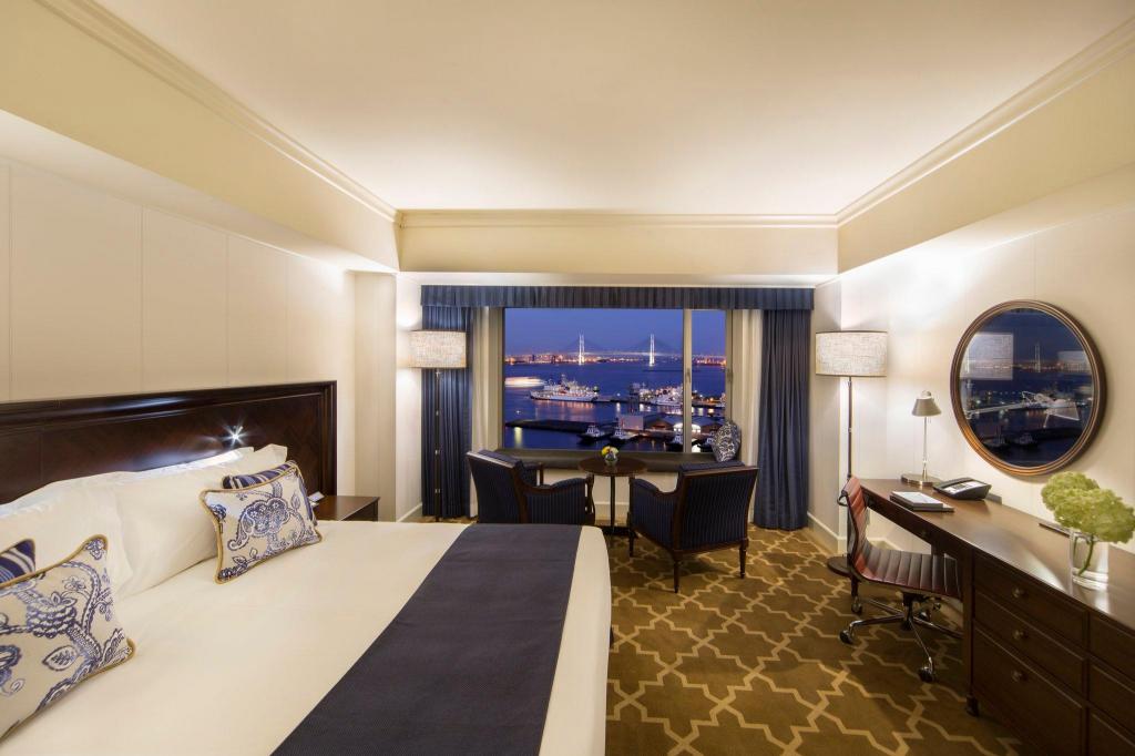 Premium, King Bed, Harbour View, Club Lounge Access