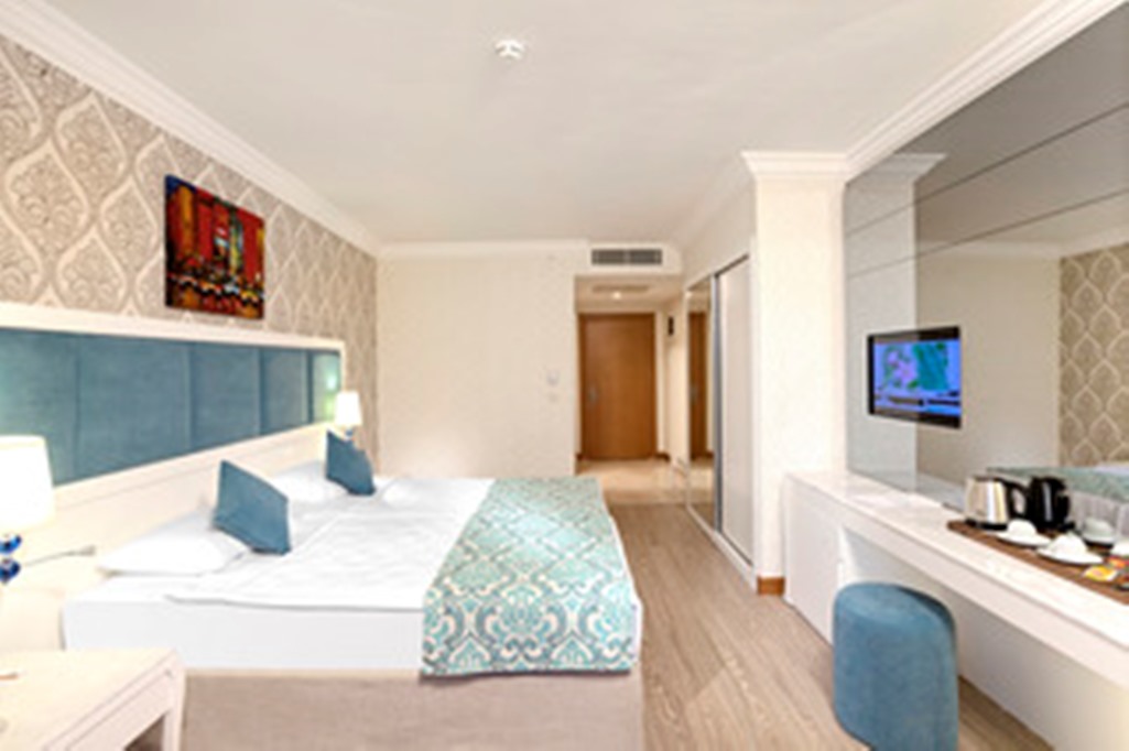 Room, Double Bed, Land View