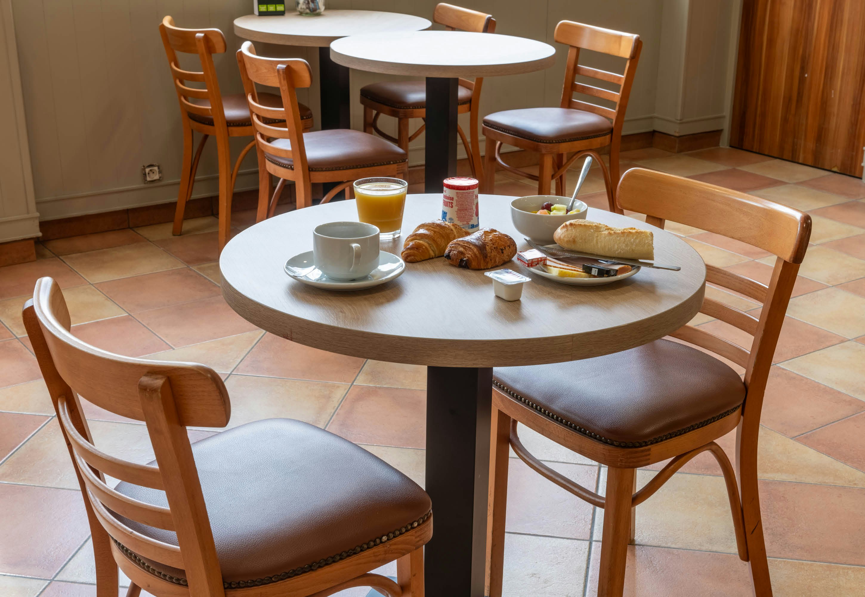 B&B HOTEL Amiens Centre Cathedrale 27/38