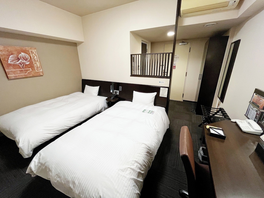 Hotel Route-Inn Hikone 11/45
