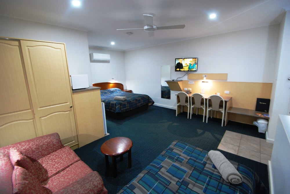 Comfort Inn & Suites Augusta Westside 34/45