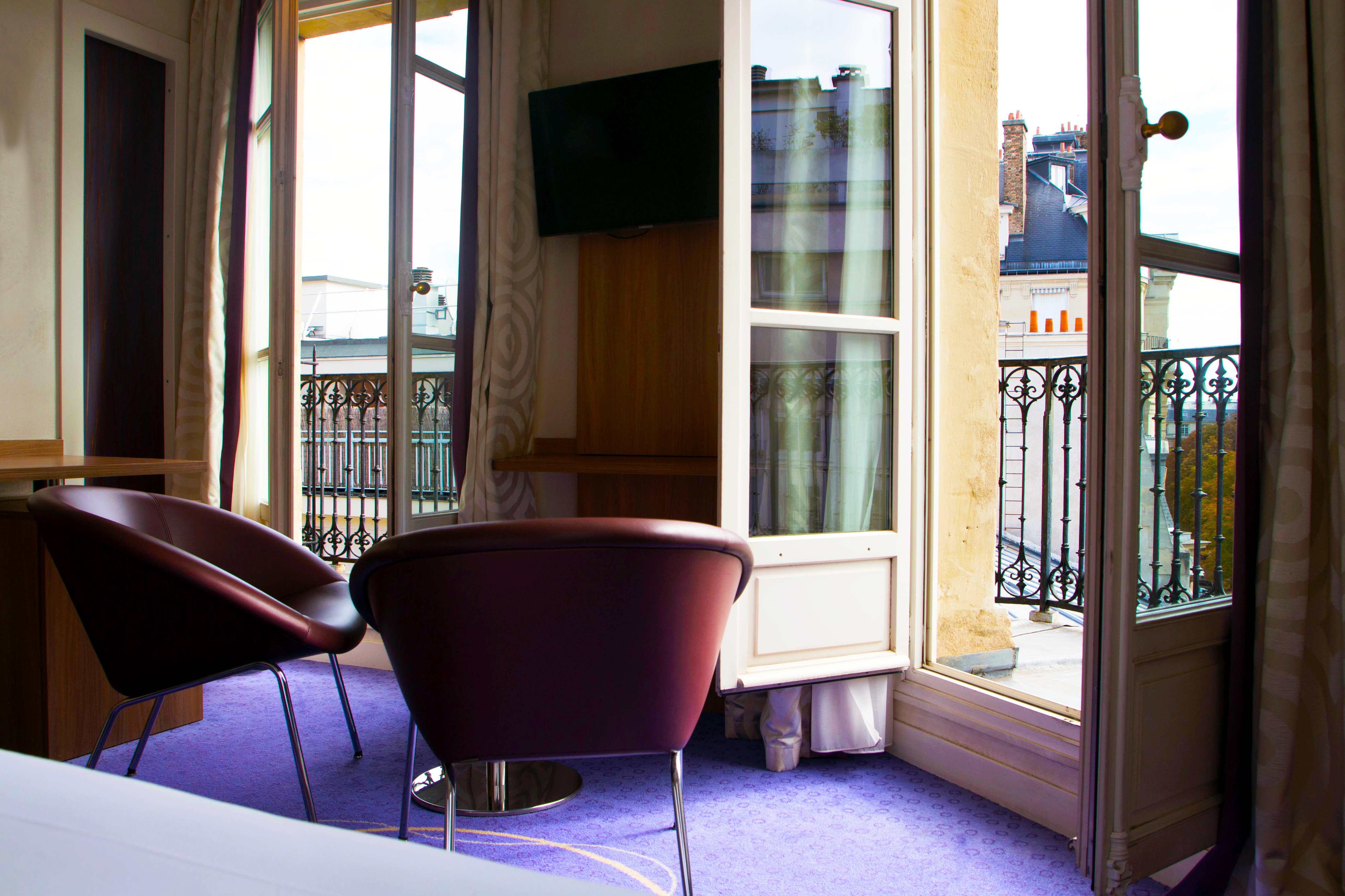 Hotel de Sevigne 56/80