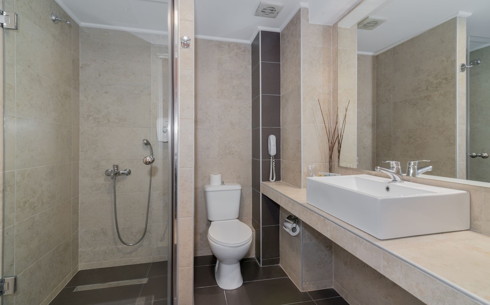 Varres Hotel 46/50