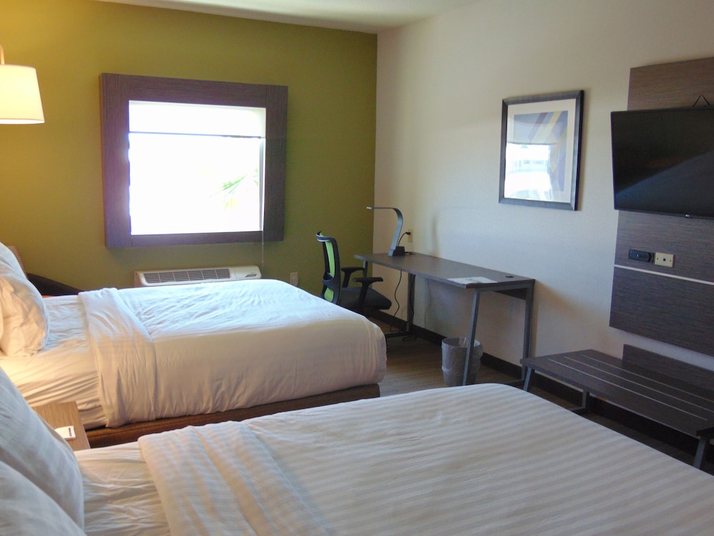 Holiday Inn Express Suites Boynton Beach West 20/71