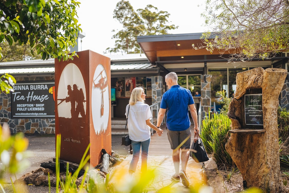 BINNA BURRA MOUNTAIN LODGE 8/50