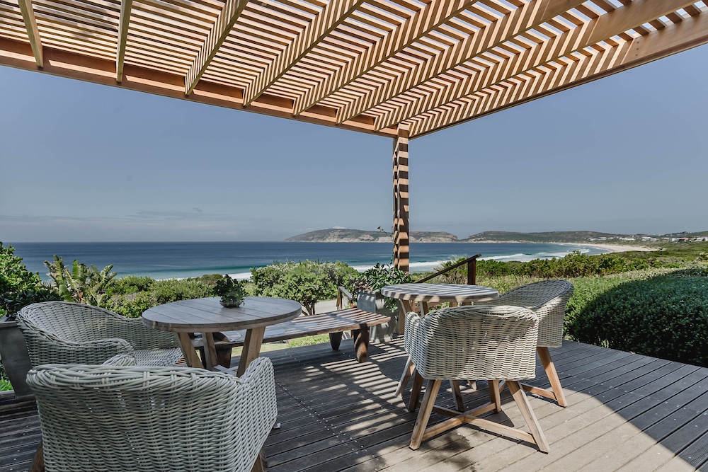 The Robberg Beach Lodge 55/73