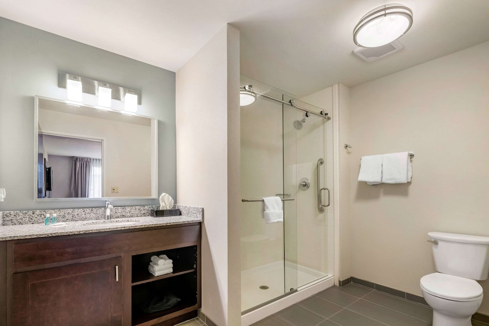 MainStay Suites Spokane Airport 40/43