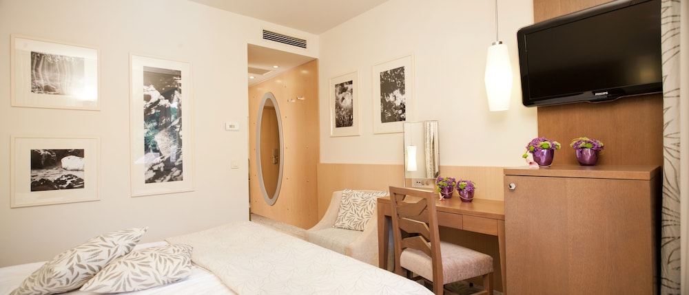 Grand Hotel Sava Superior 54/76