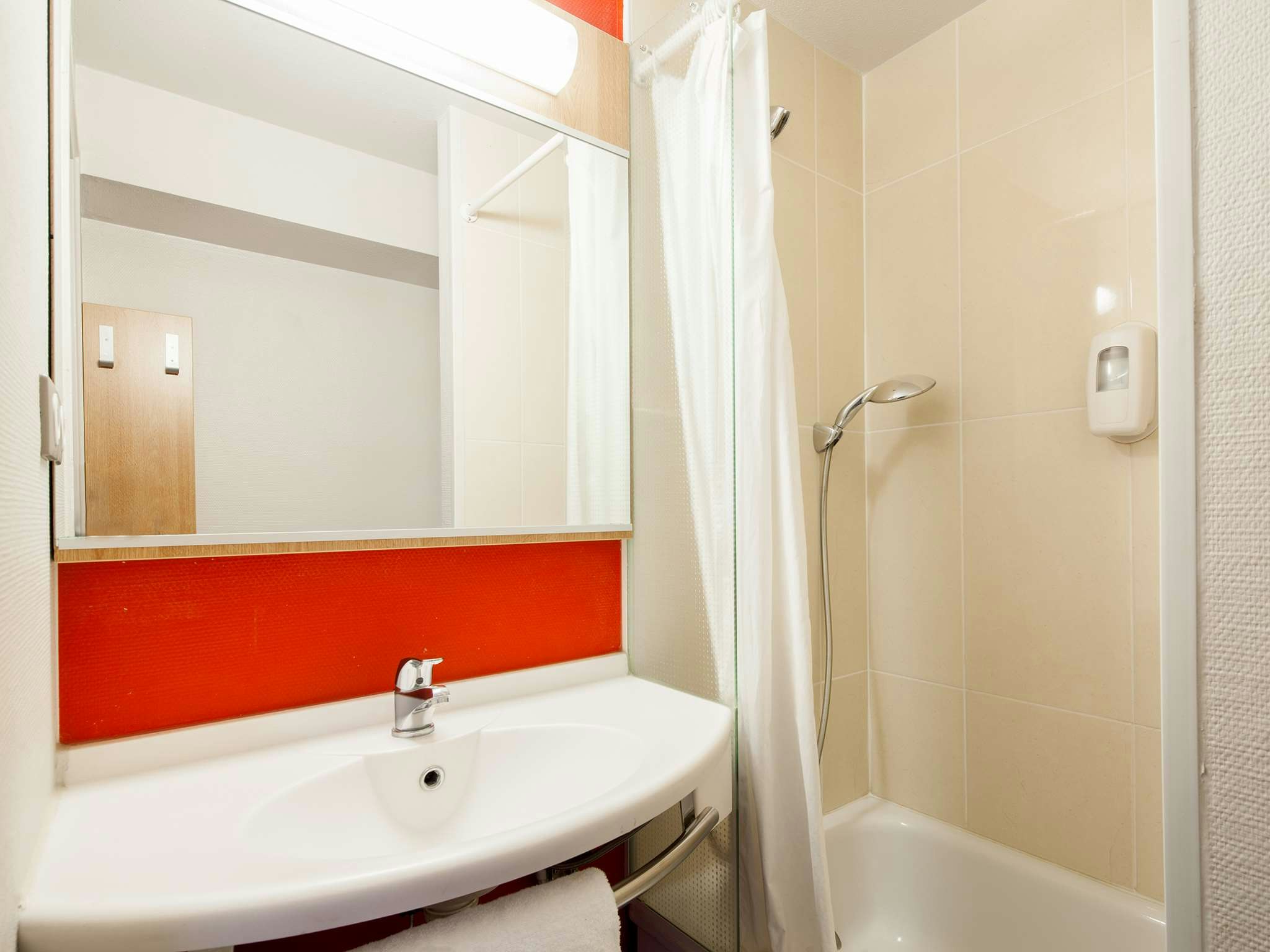 B&B HOTEL Beauvais 27/27