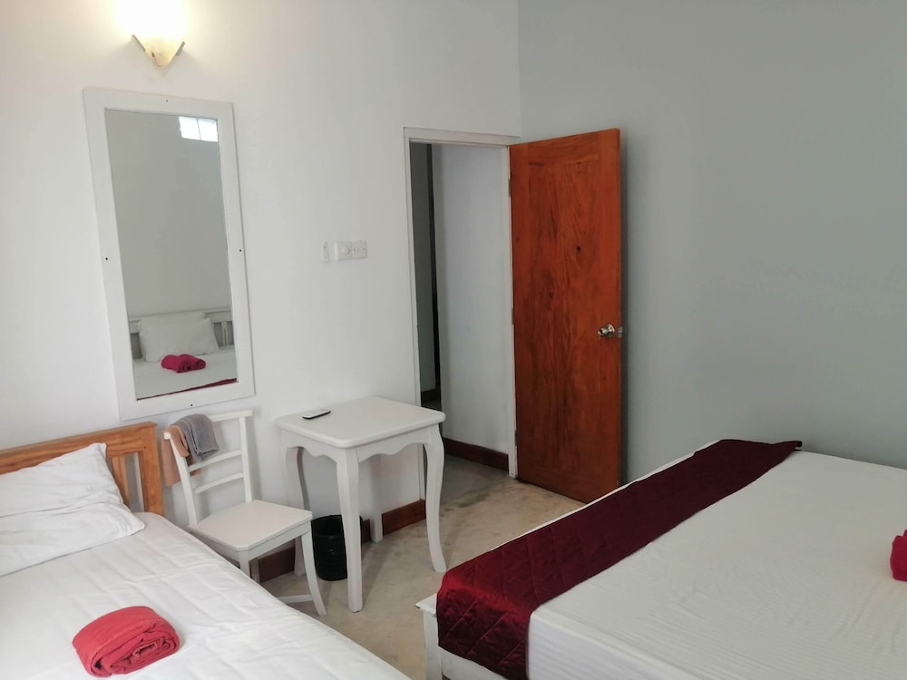 Sithila Villa 8/50