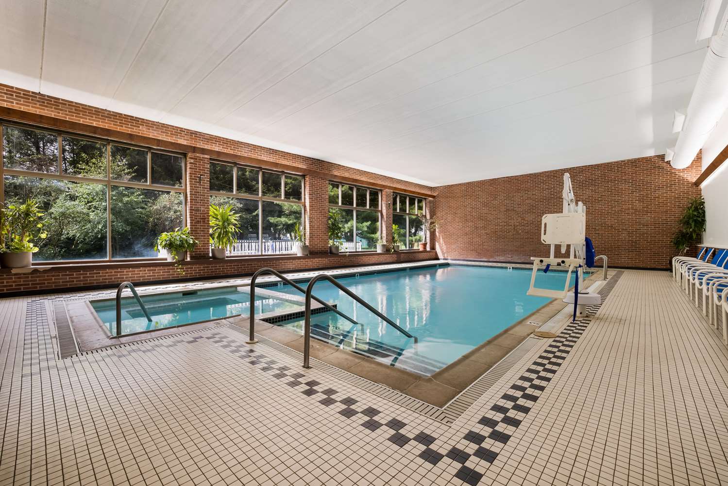 Best Western Grand Victorian Inn 31/48
