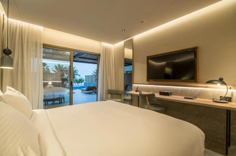 Petite, Junior Suite, Sea View, Private Pool