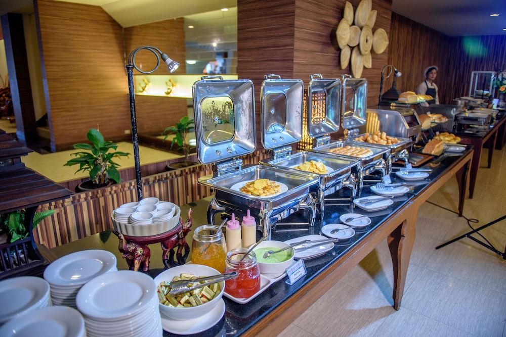 Golden Beach Cha Am Hotel 34/50