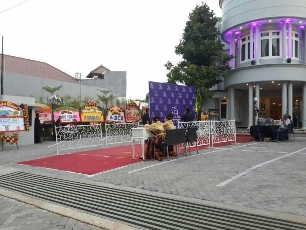 Sisingamangaraja Guest House Semarang 25/28
