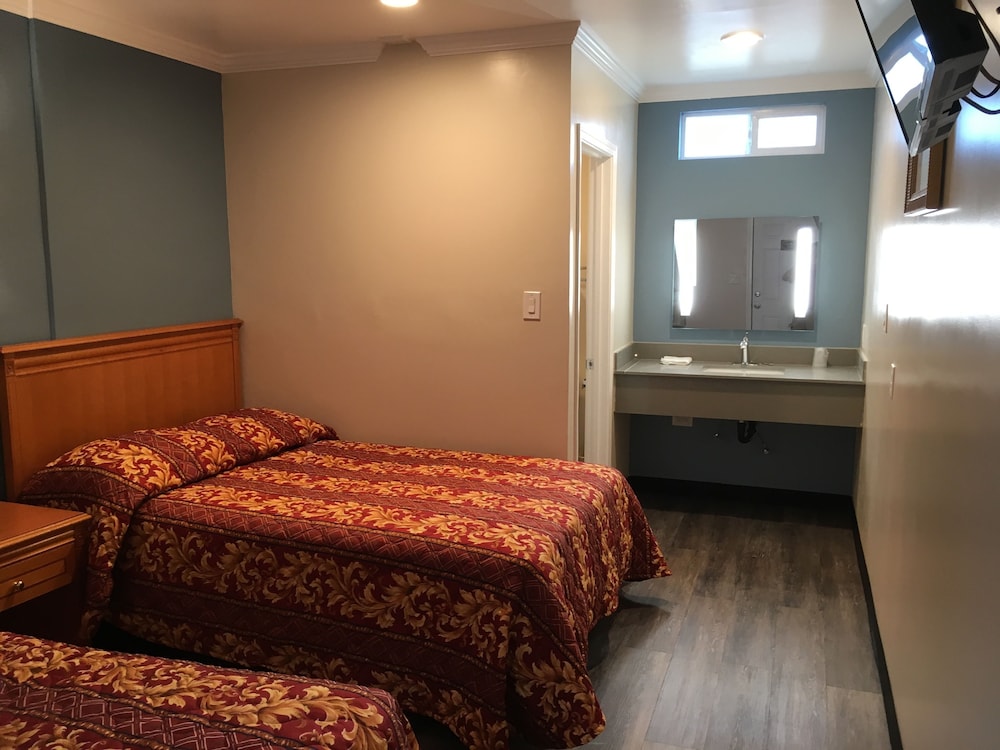Lincoln Park Motel 21/50