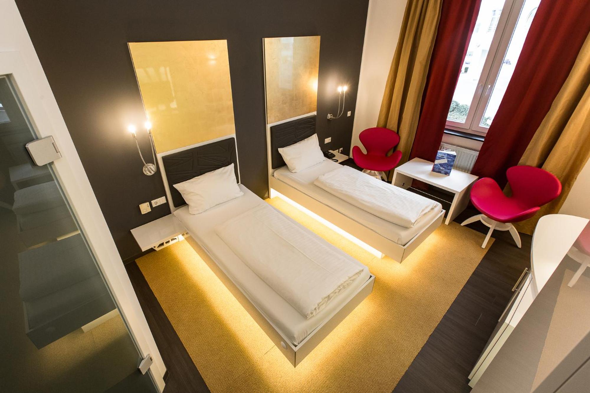 Hotel Sinsheim 10/40