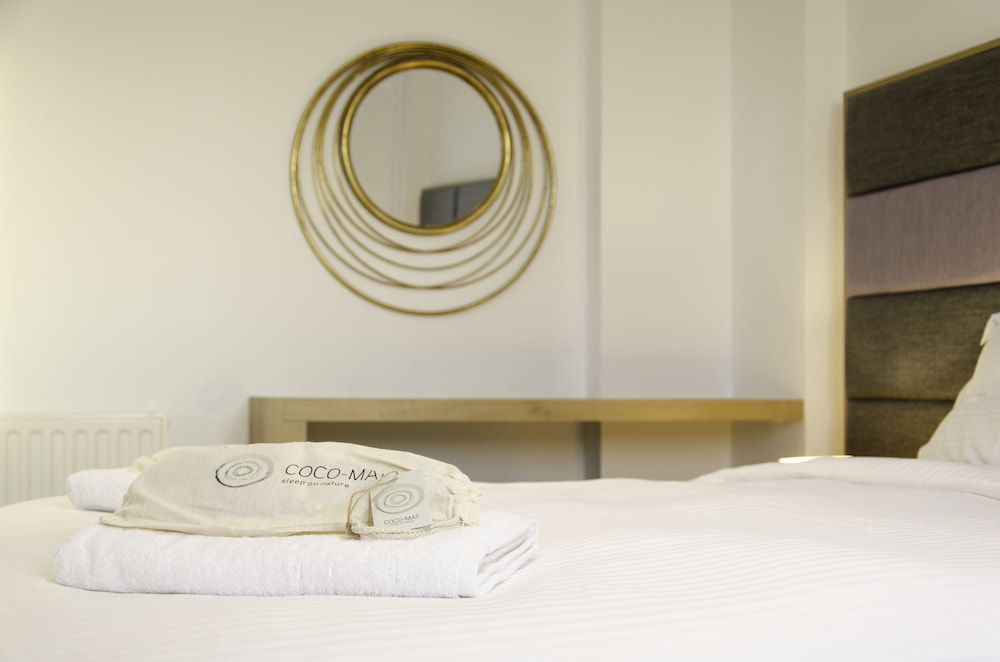 Talos Luxury Suites 12/50