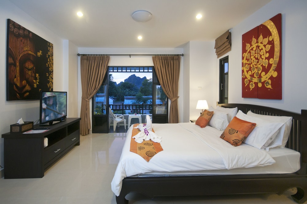 Baan Santhiya Krabi Villas 18/50