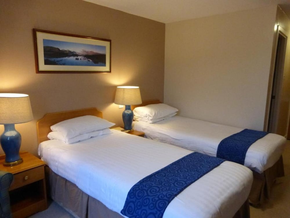 Norseman Hotel 10/44