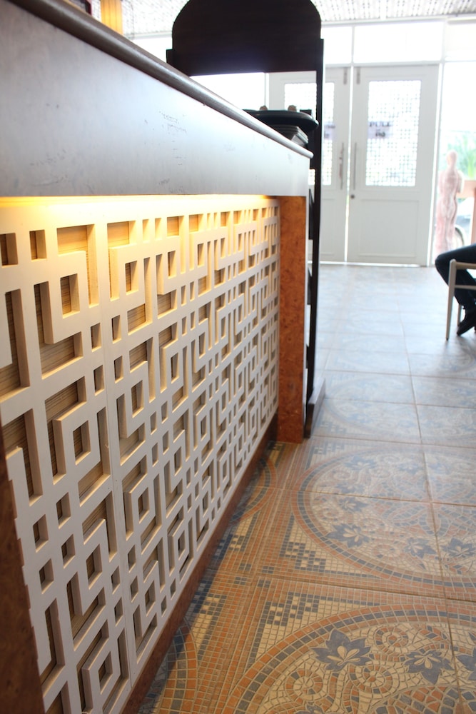 Sino Maison Hotel 12/50