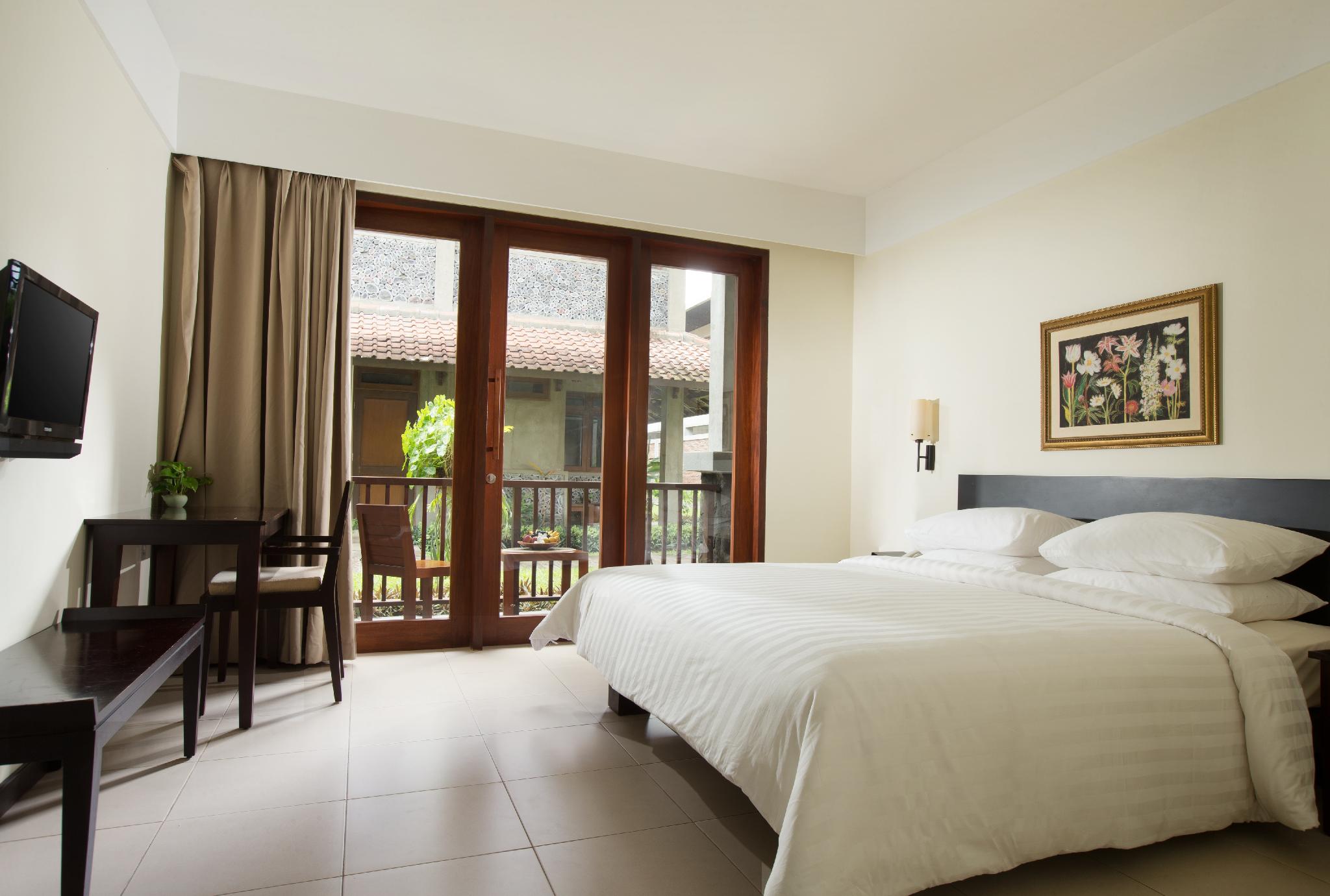 Superior, Queen and Twin Beds
