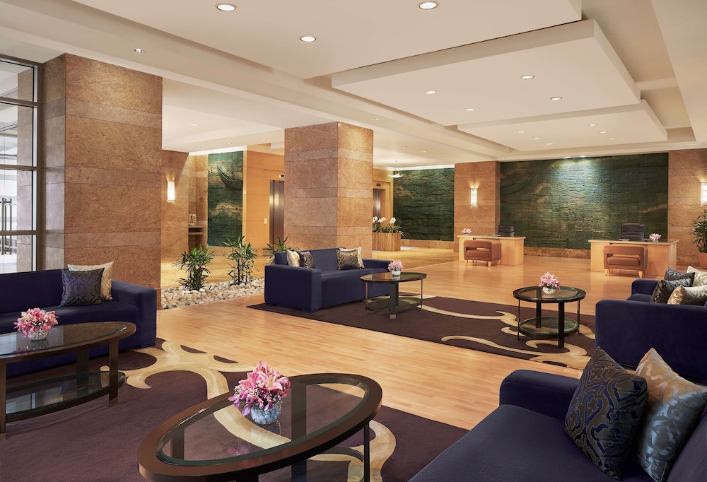 Grand Hyatt Mumbai Hotel and Residences 11/75