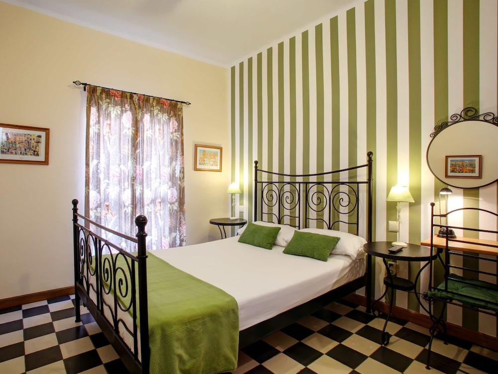 Malaga Lodge Guesthouse 10/51
