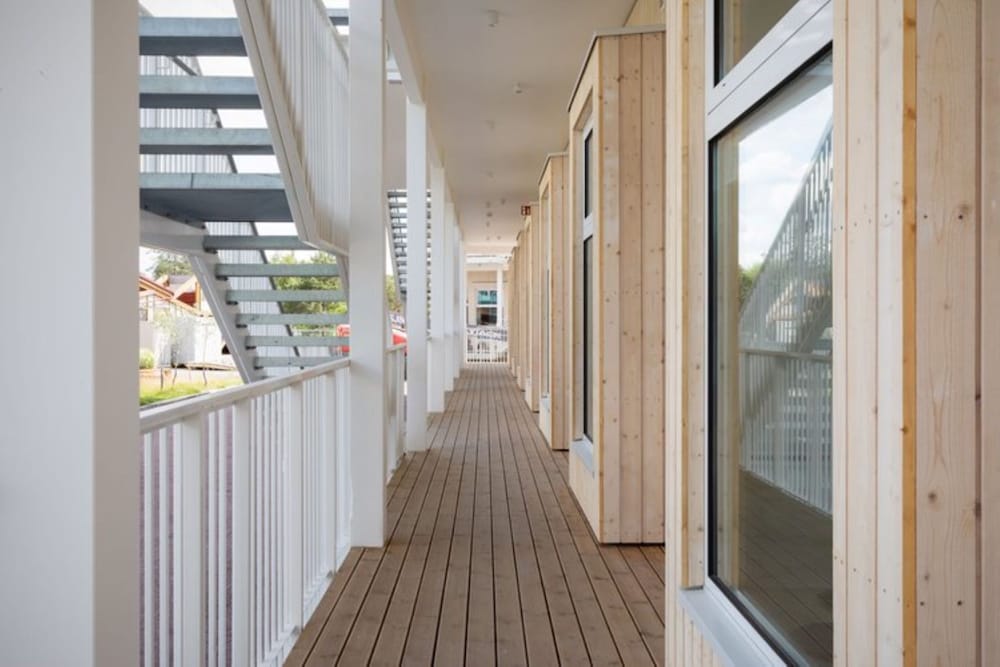 Waterfront Cabins 22/50