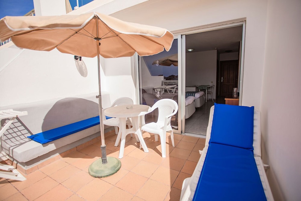 Servatur Montebello Apartments 60/73