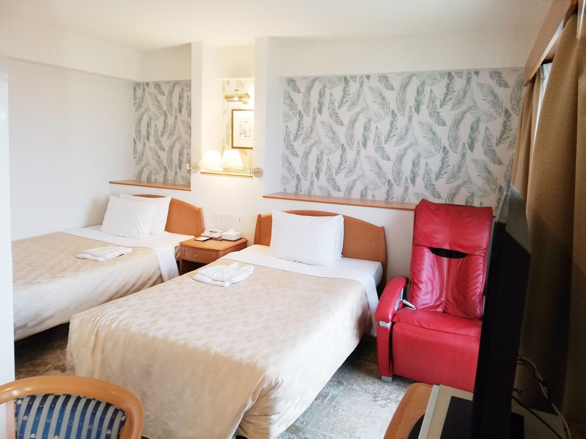 Standard, Twin Beds
