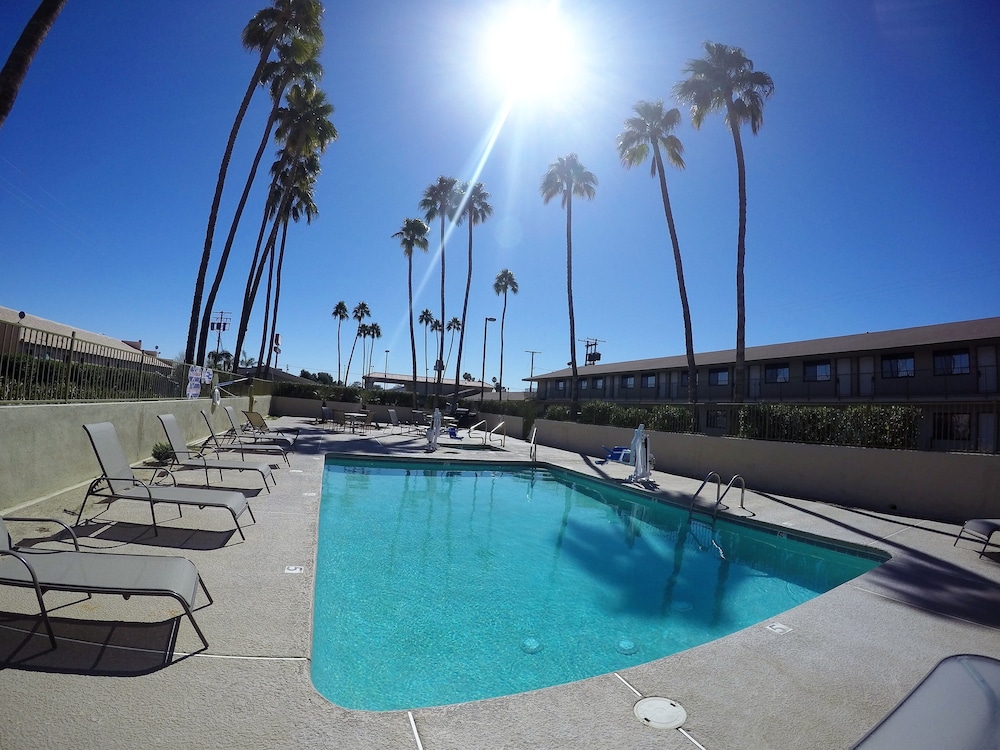Americas Best Value Inn Blythe 1/24