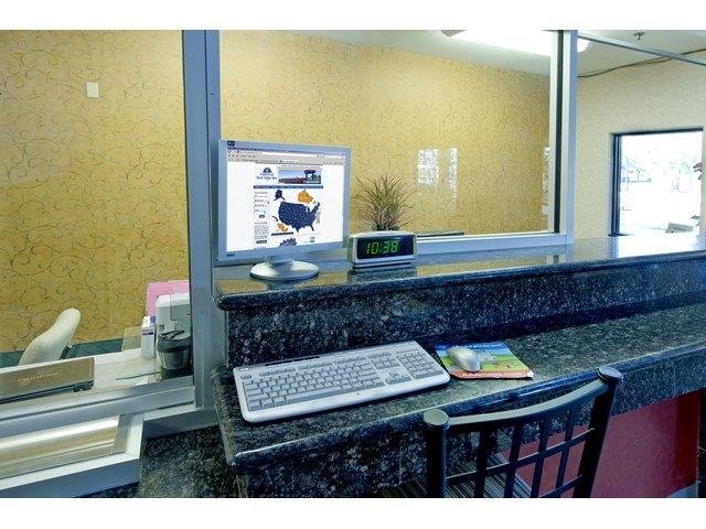 Americas Best Value Inn-Houston Fm 1960/ I-45 9/12