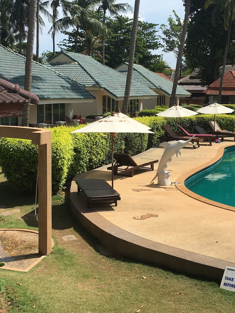 Good Days Lanta Chalet Resort 57/62
