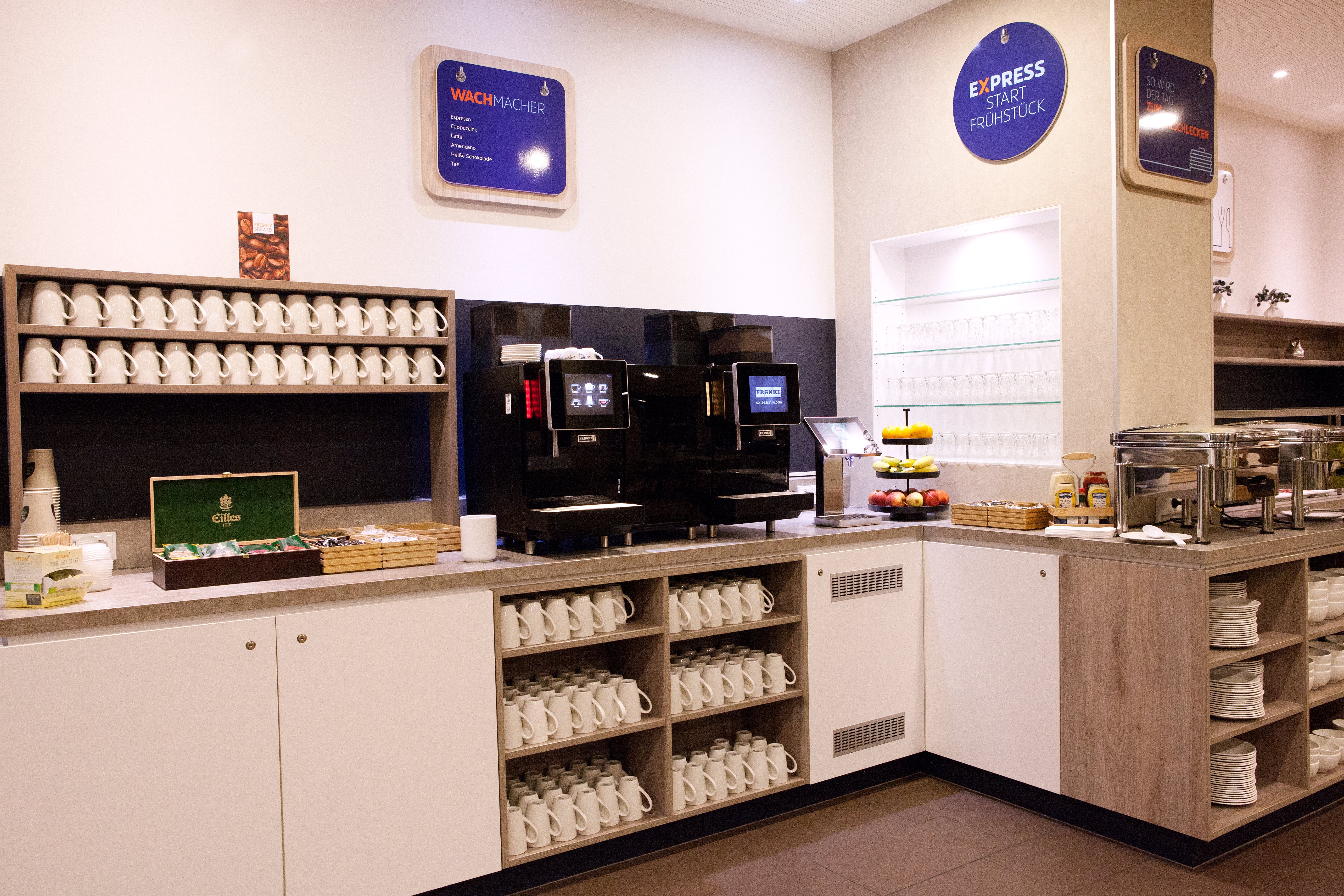 Holiday Inn Express Friedrichshafen 49/76