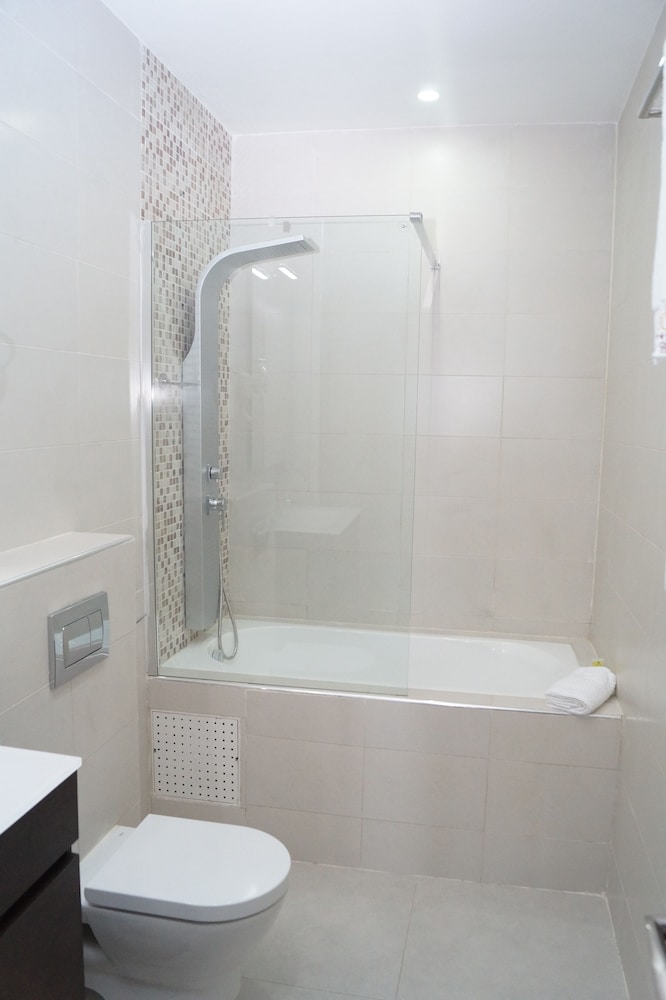 Hotel Colonia 42/44