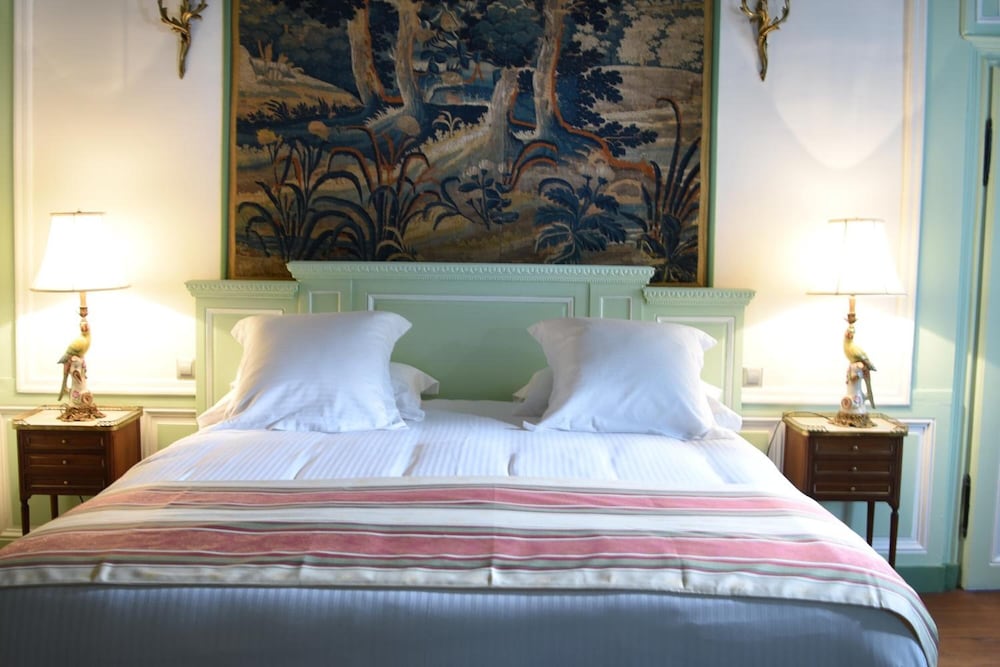 HOTEL DE WARENGHIEN 9/27
